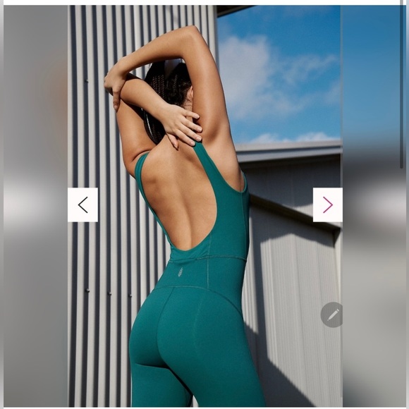 Free People Movement One Piece
Bodysuit Illuminate Onesie, in blue, size xs - Picture 3 of 8